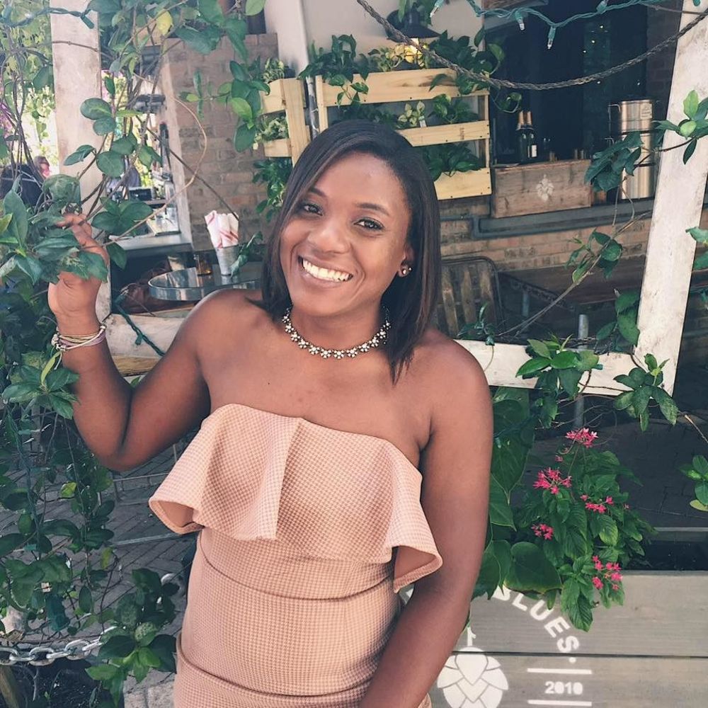 Meet your Posher, Nicole